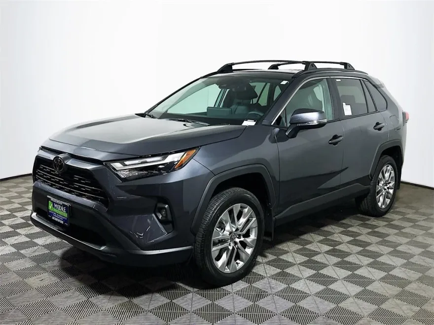 2025 Toyota RAV4 XLE Premium photo 1