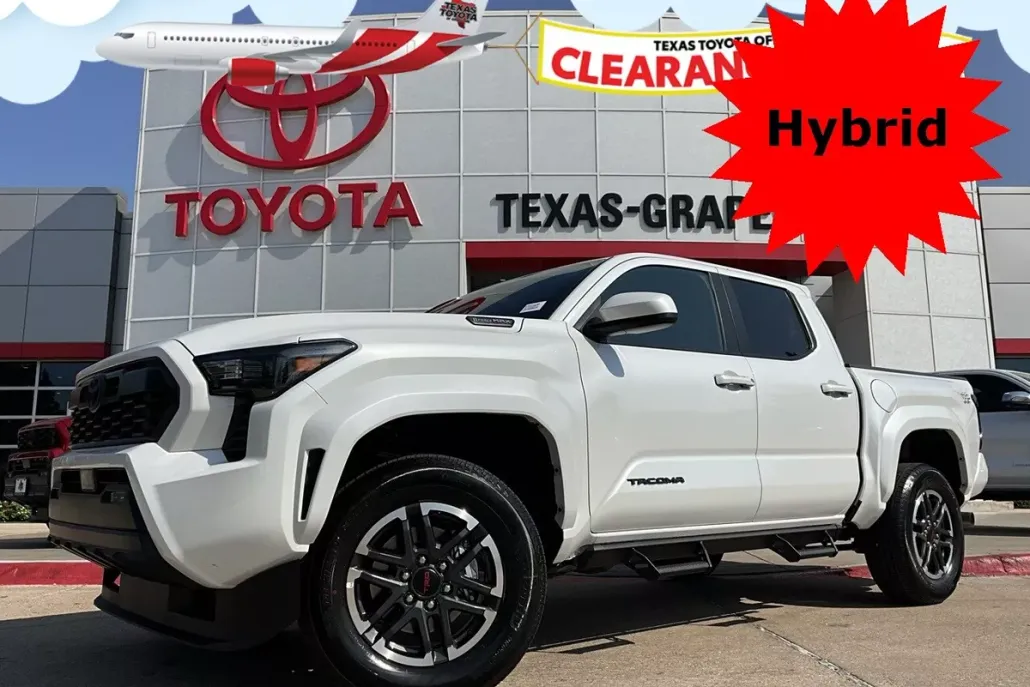 2025 Toyota Tacoma TRD Sport photo 1
