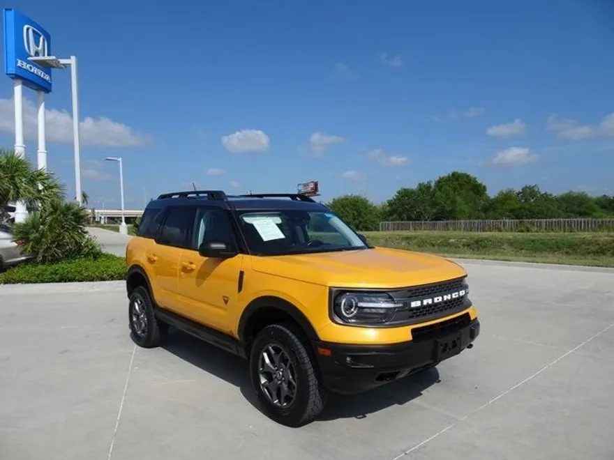 2022 Ford Bronco Badlands photo 1