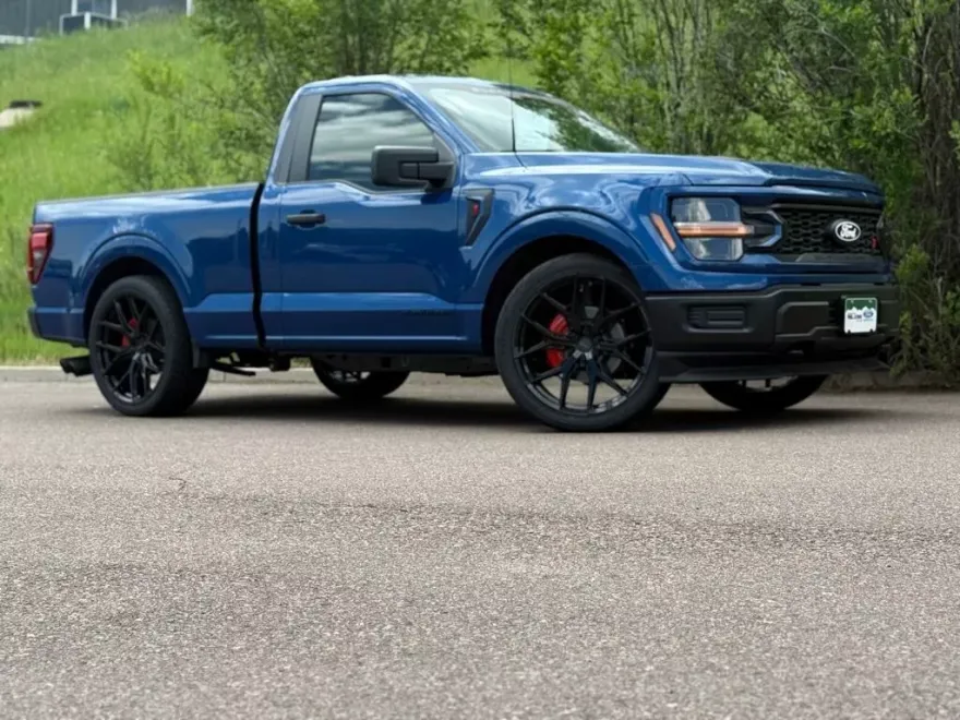 2025 Ford F-150 XL photo 1