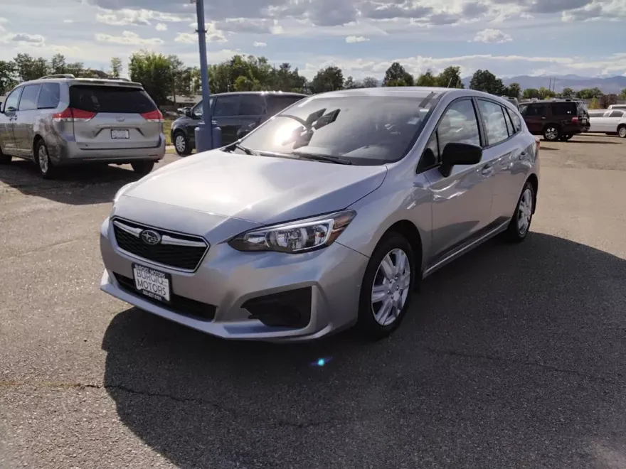 2018 Subaru Impreza 2.0i photo 1
