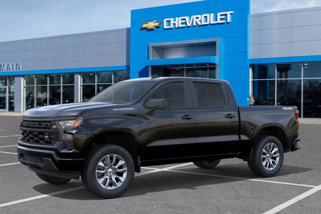 2025 Chevrolet Silverado 1500 Custom photo 1