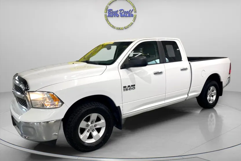 2016 Ram 1500 SLT photo 1