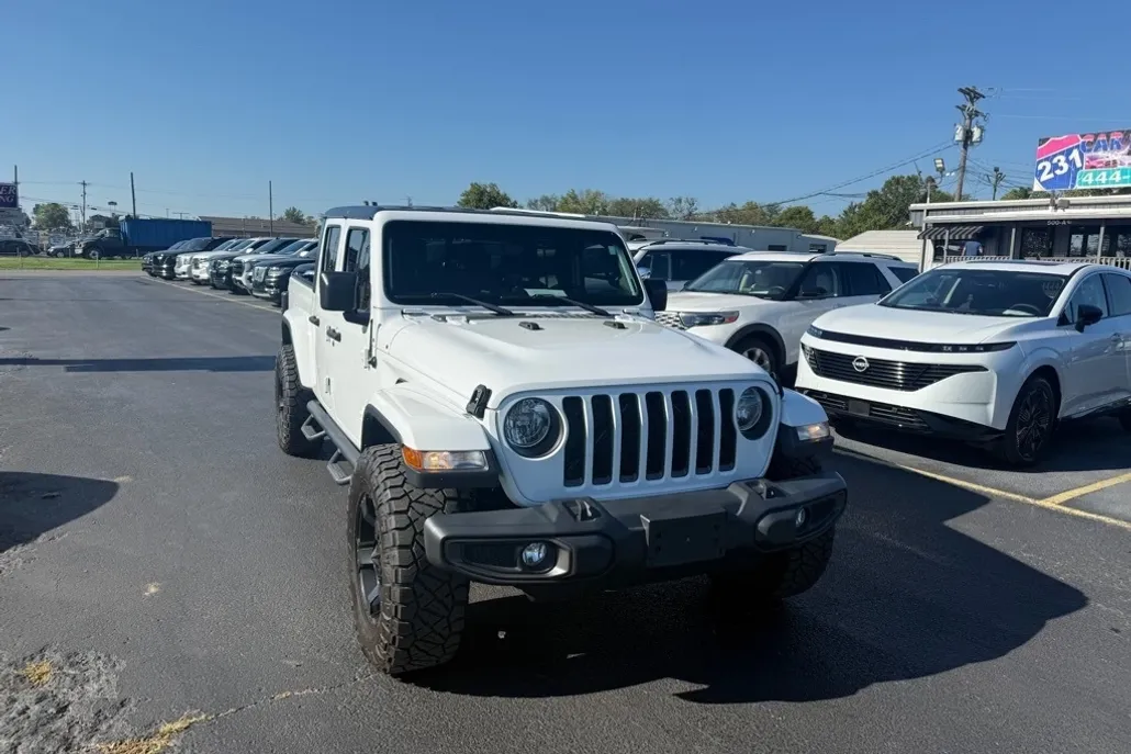 2021 Jeep Gladiator Sport photo 1