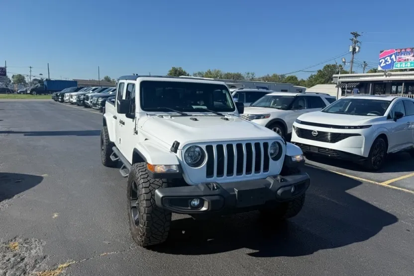 2021 Jeep Gladiator Sport photo 1