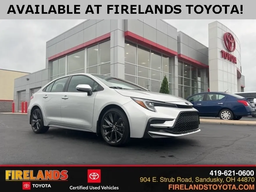 2023 Toyota Corolla SE photo 1