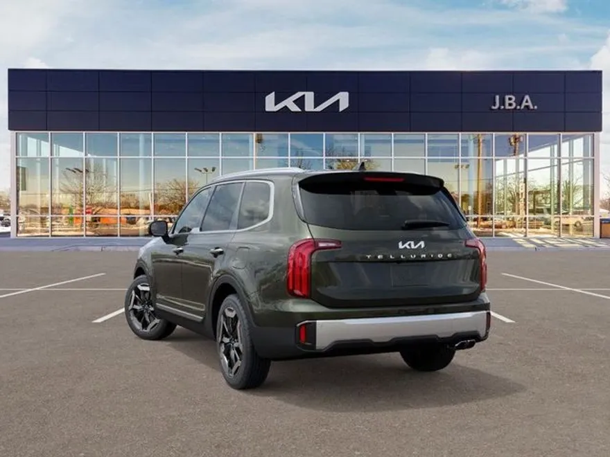2025 Kia Telluride S photo 1