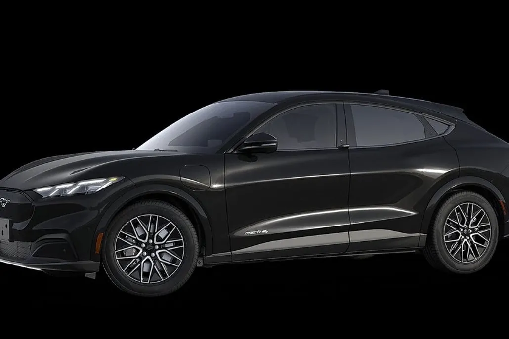 2025 Ford Mustang Mach-E Premium photo 1