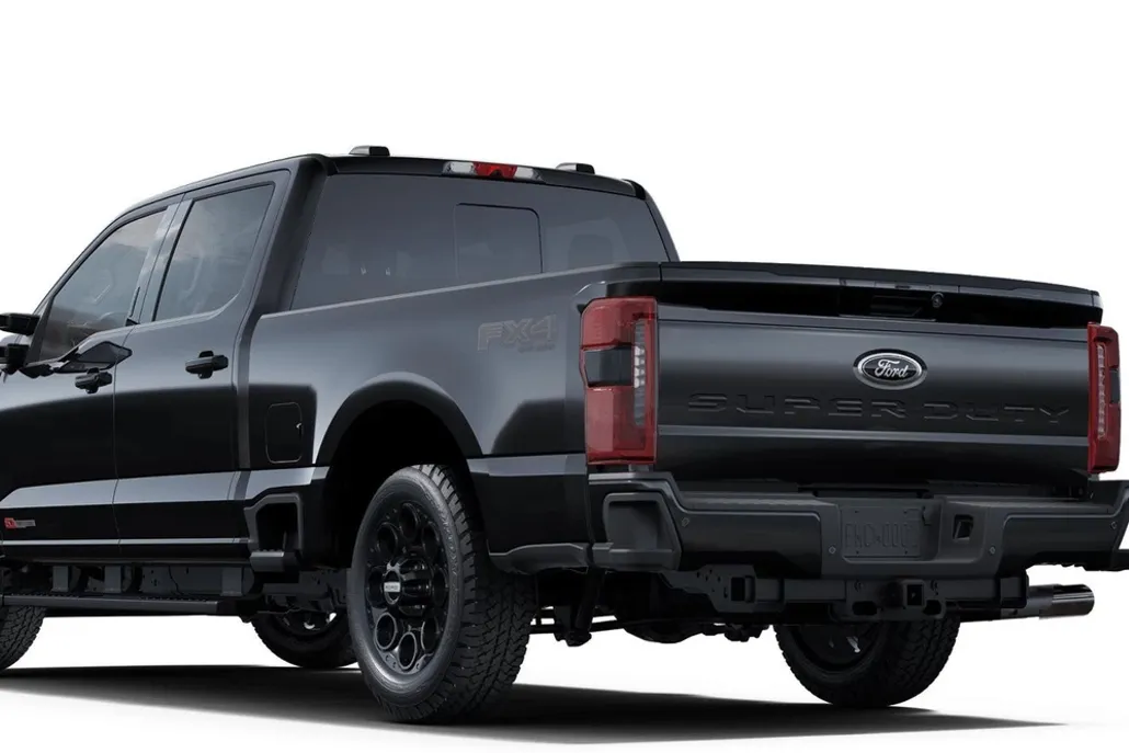 2025 Ford F-250 Lariat photo 1