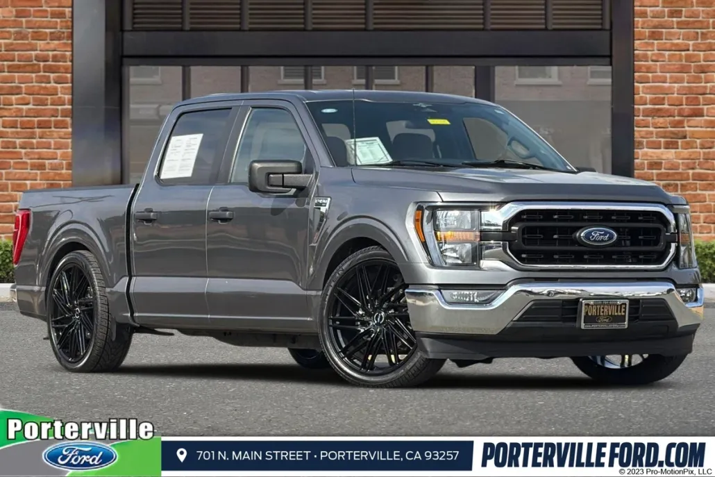2023 Ford F-150 XLT photo 1