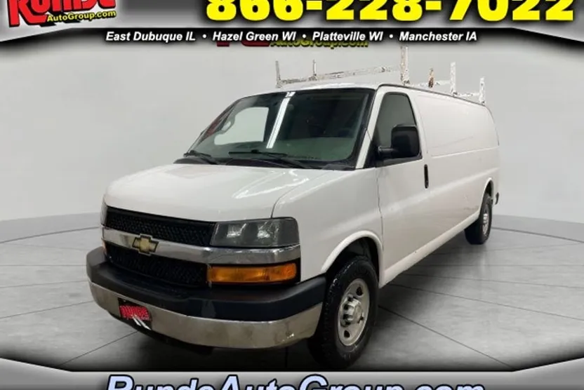 2016 Chevrolet Express 3500 Work Cargo Van photo 1