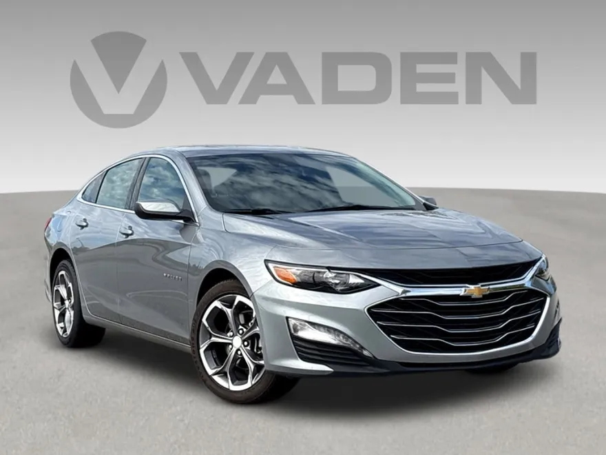 2024 Chevrolet Malibu 1LT photo 1