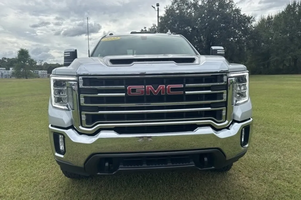 2022 Gmc Sierra HD SLT photo 1