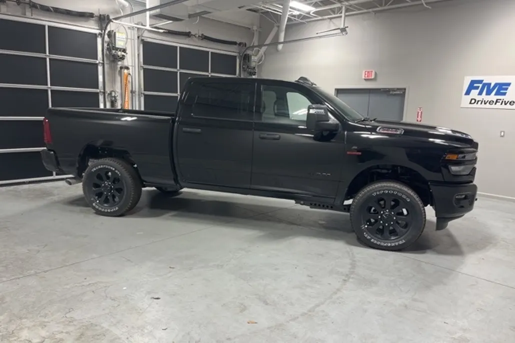 2026 Ram 2500 Big Horn photo 1