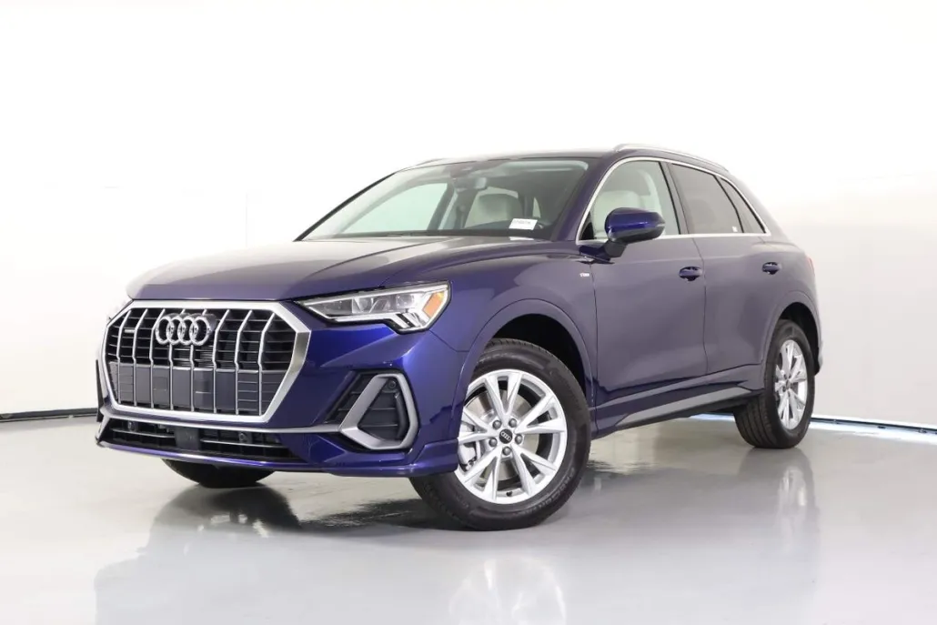 2025 Audi Q3 S line Premium 45 TFSI photo 1