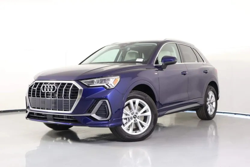 2025 Audi Q3 S line Premium 45 TFSI photo 1