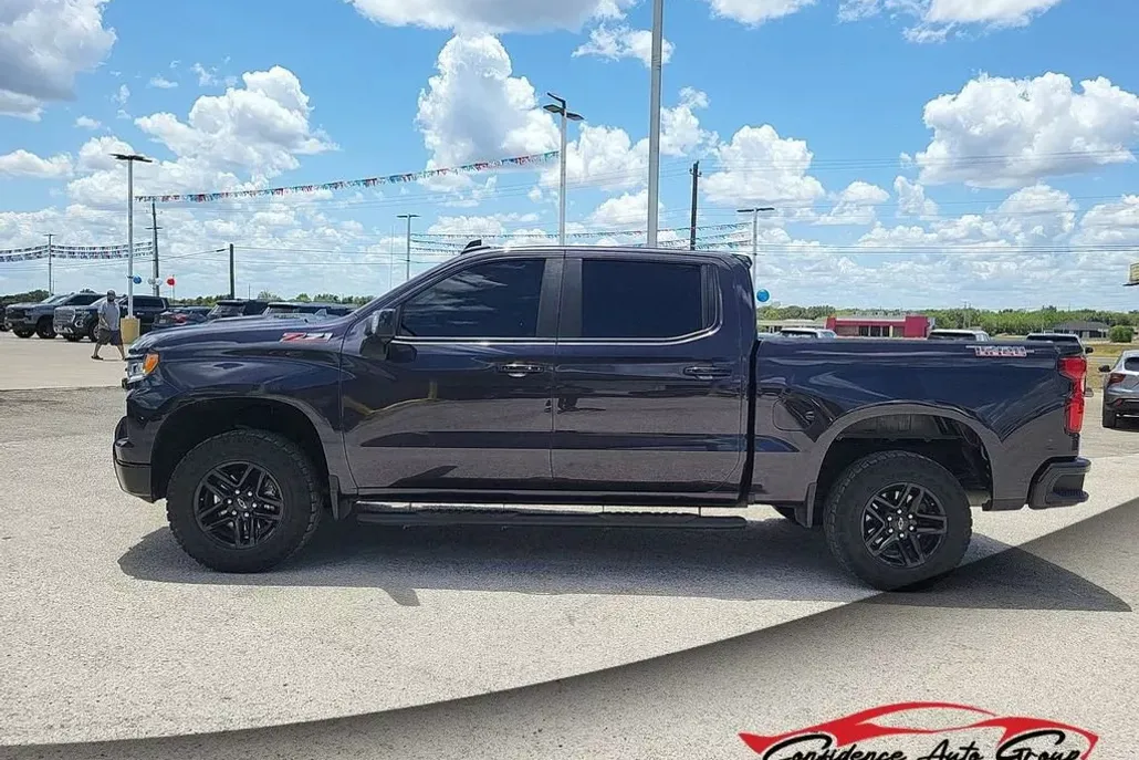 2022 Chevrolet Silverado 1500 LT Trail Boss photo 1