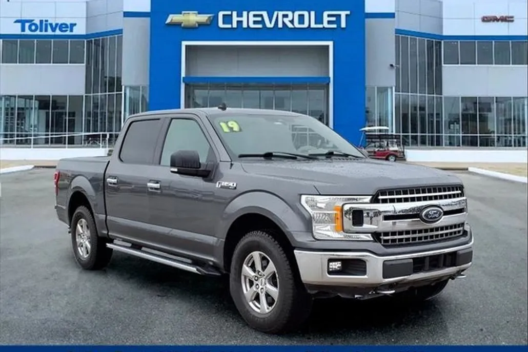 2019 Ford F-150 XLT photo 1