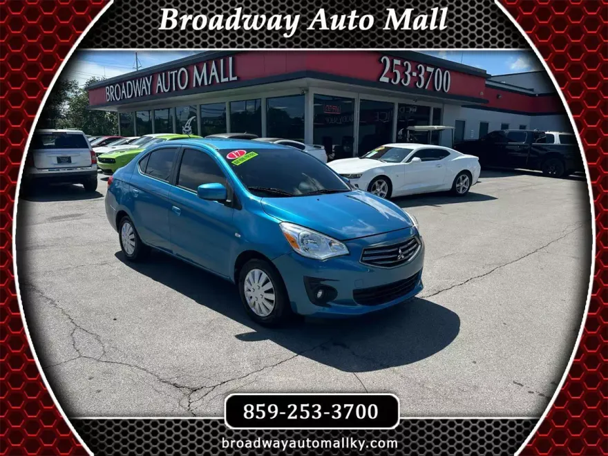 2017 Mitsubishi Mirage G4 ES photo 1