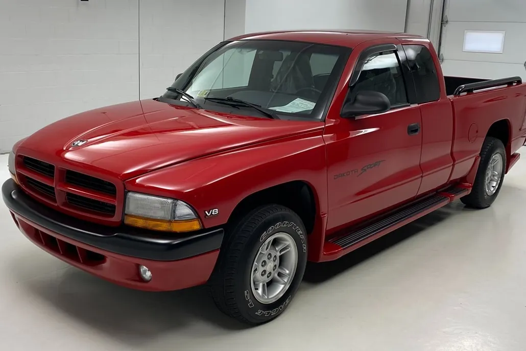 1997 Dodge Dakota Sport photo 1
