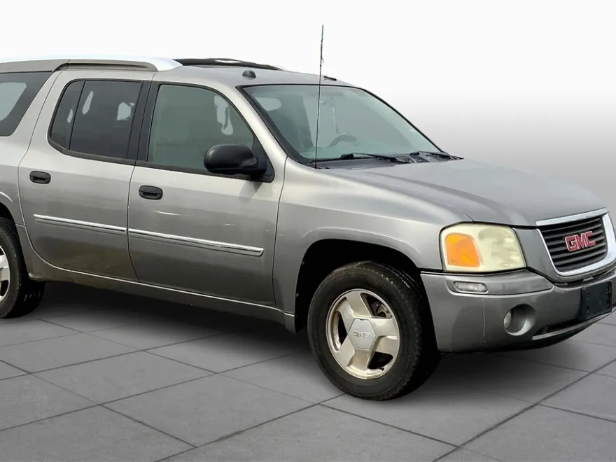 2005 Gmc Envoy XUV SLE photo 1