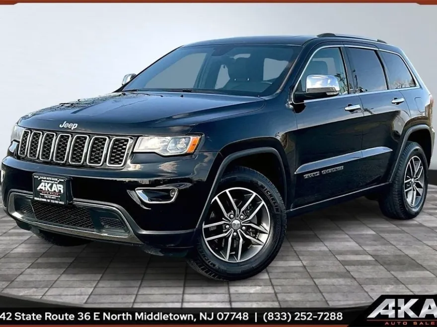 2017 Jeep Grand Cherokee Limited photo 1
