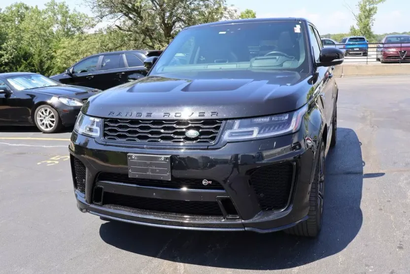 2019 Land Rover Range Rover Sport SVR photo 1