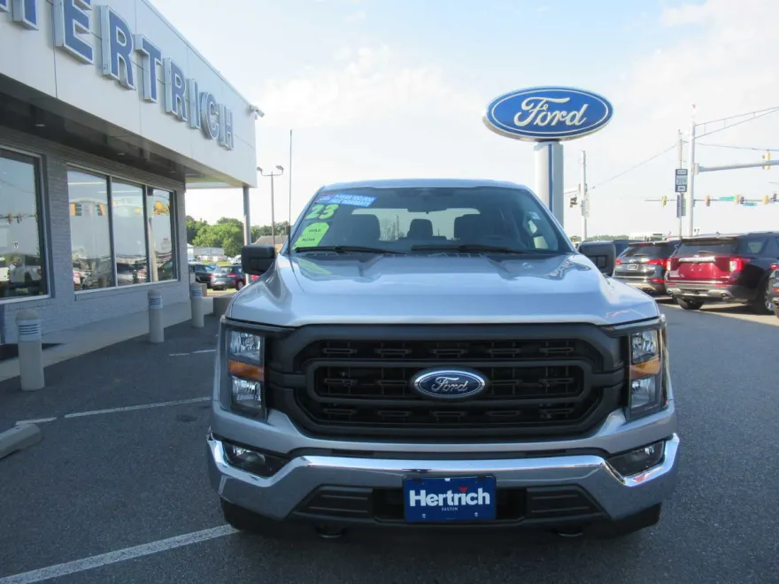2023 Ford F-150 XLT photo 1