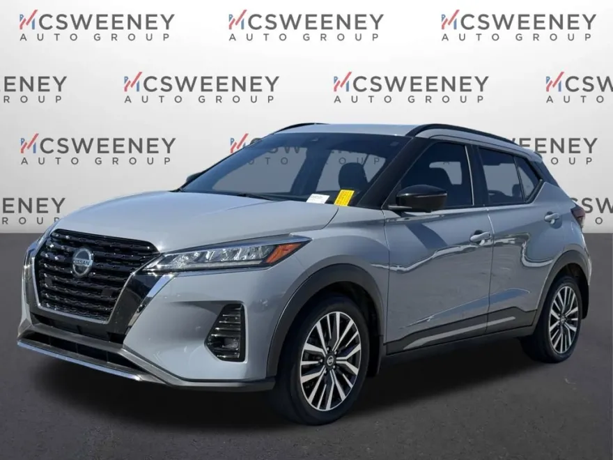 2021 Nissan Kicks SR photo 1