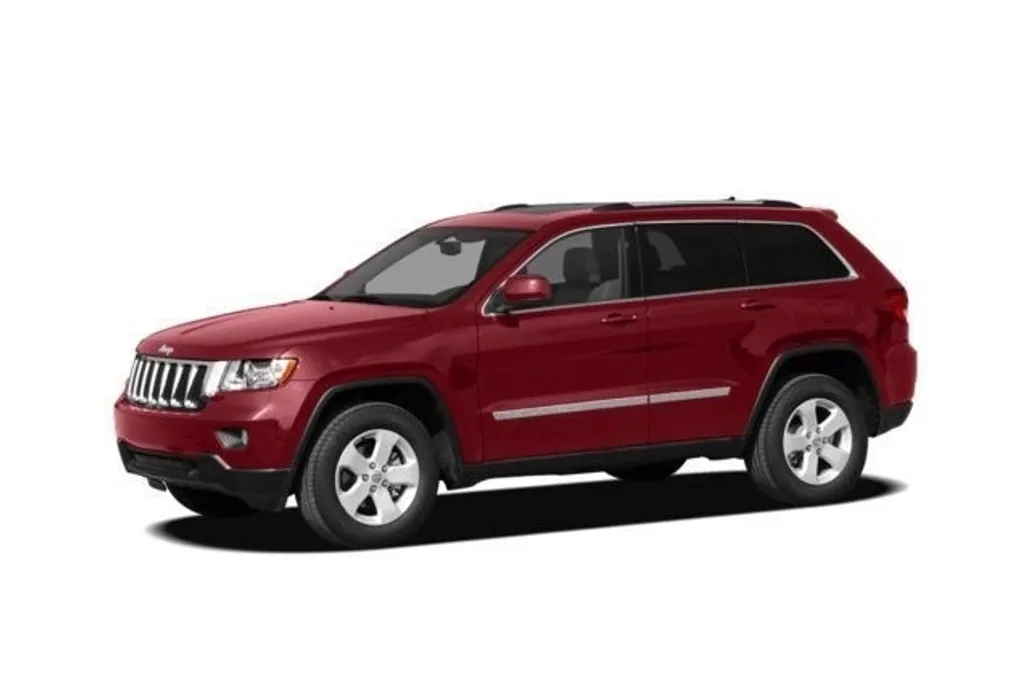 2011 Jeep Grand Cherokee Laredo photo 1