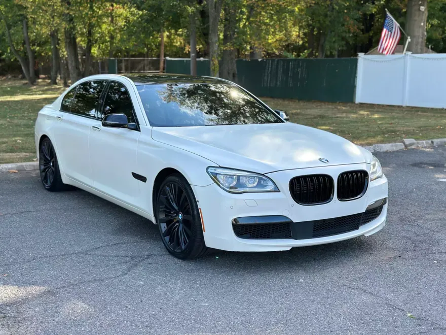 2015 Bmw 750Li photo 1