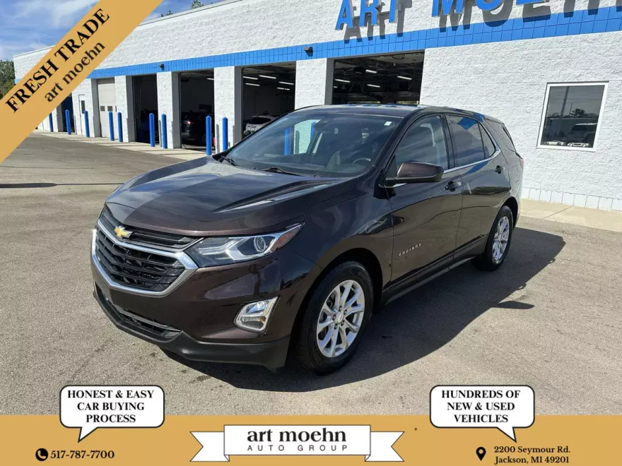2020 Chevrolet Equinox LT photo 1