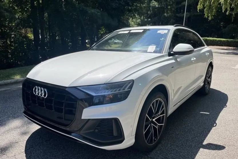 2019 Audi Q8 line Premium Plus photo 1