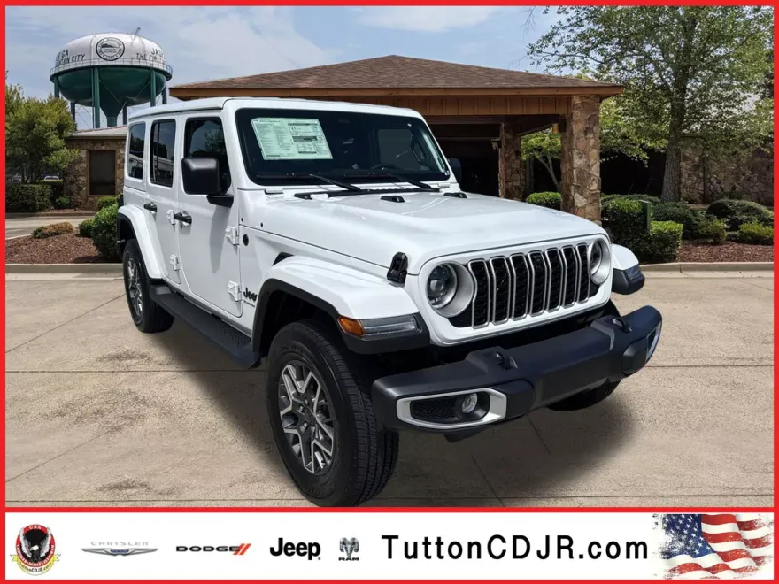 2025 Jeep Wrangler Sahara photo 1