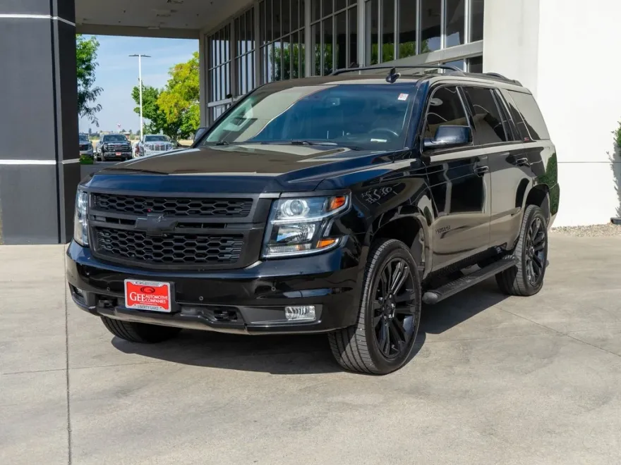 2018 Chevrolet Tahoe LT photo 1