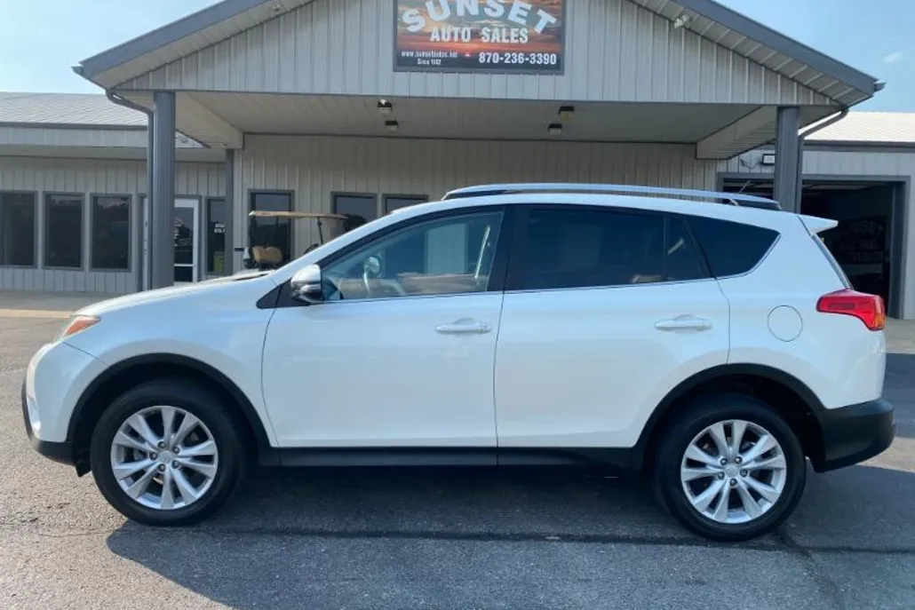2013 Toyota RAV4 Limited photo 1
