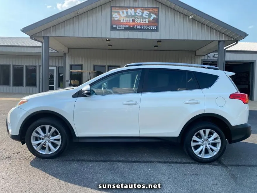 2013 Toyota RAV4 Limited photo 1