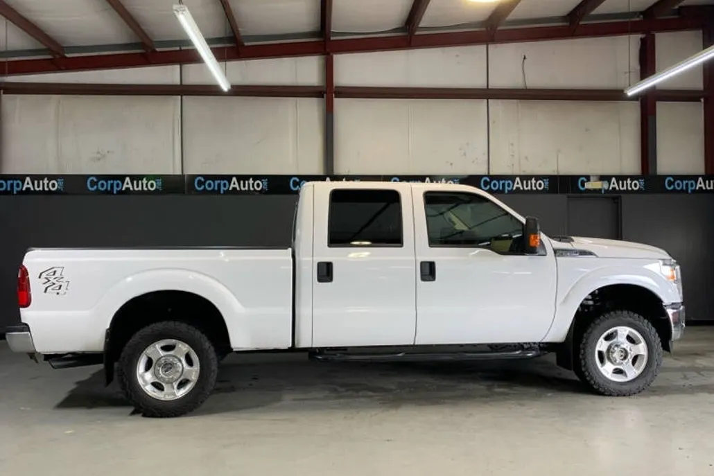 2016 Ford F-250 XLT photo 1