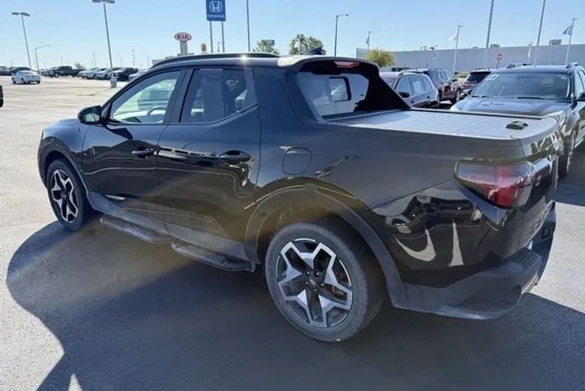 2022 Hyundai Santa Cruz Limited photo 1