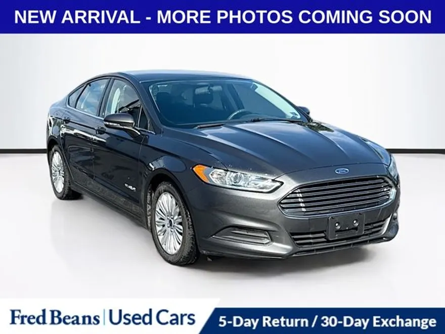 2015 Ford Fusion Hybrid SE photo 1