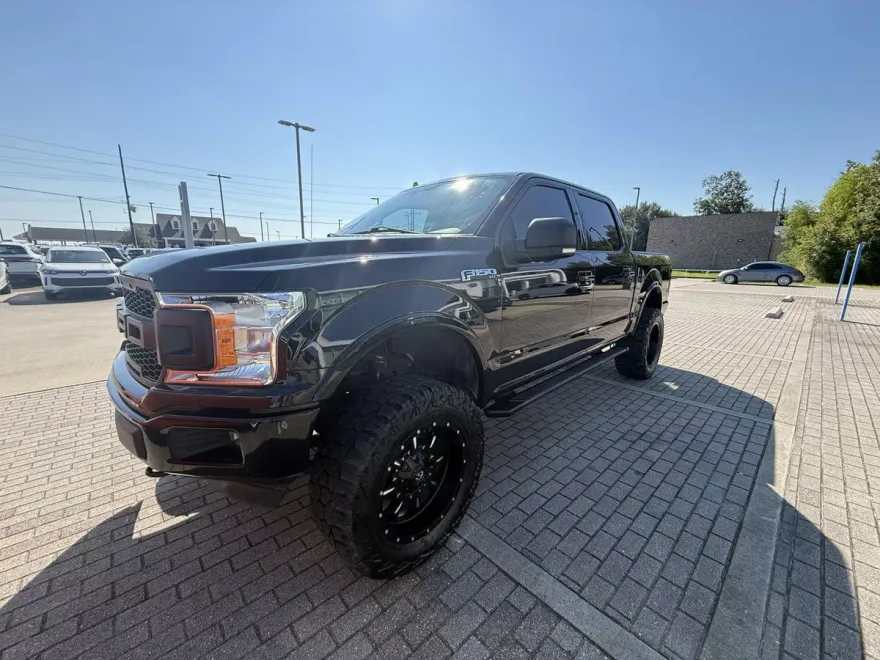 2019 Ford F-150 XL photo 1