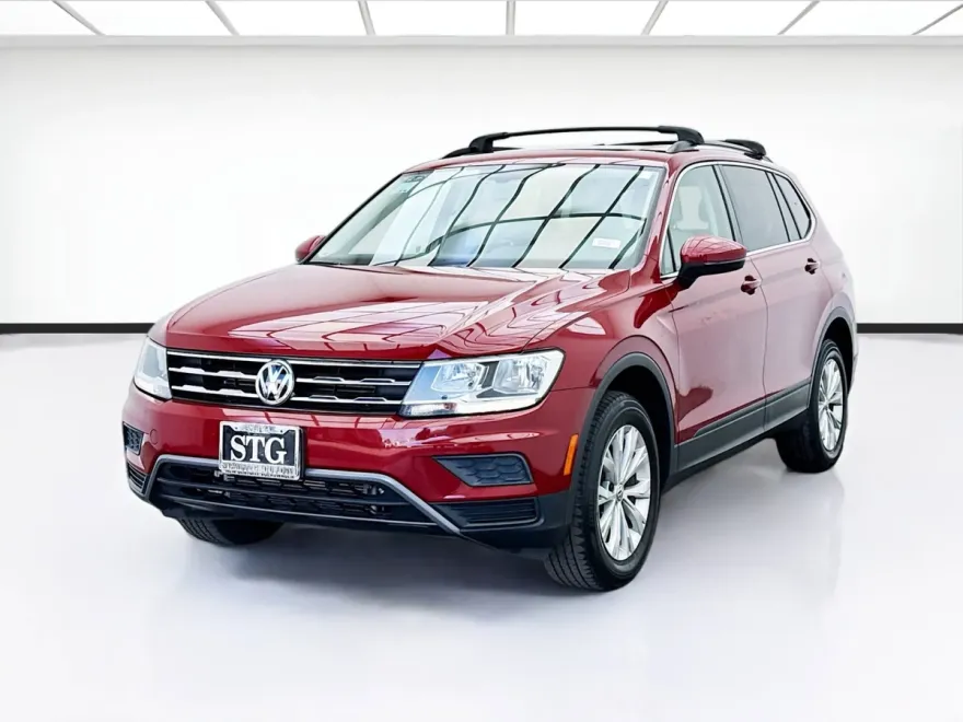 2019 Volkswagen Tiguan SEL R-Line photo 1