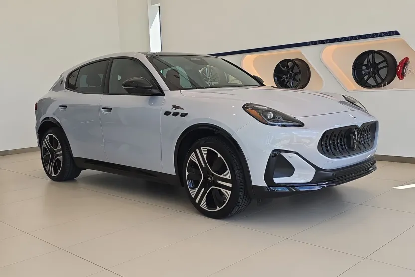 2025 Maserati Grecale photo 1