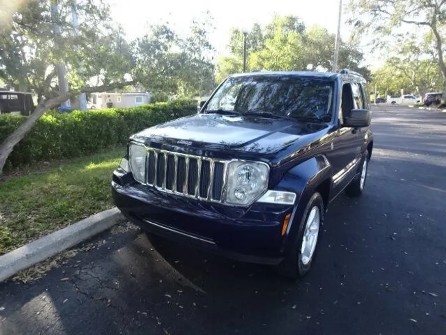 2012 Jeep Liberty Limited photo 1