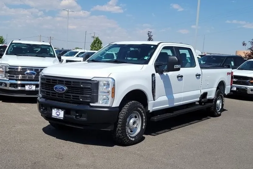 2024 Ford F-250 photo 1