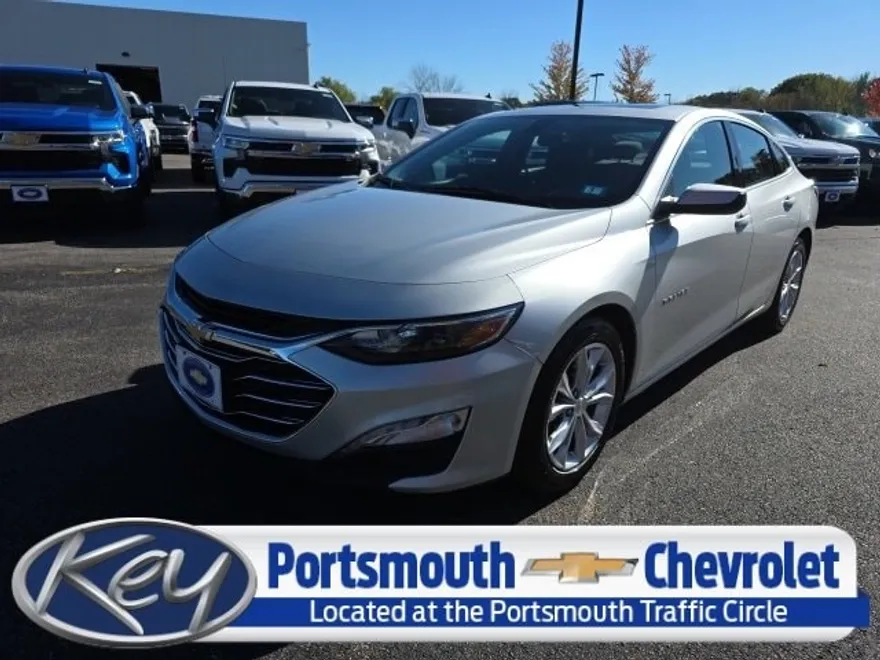 2022 Chevrolet Malibu 1LT photo 1