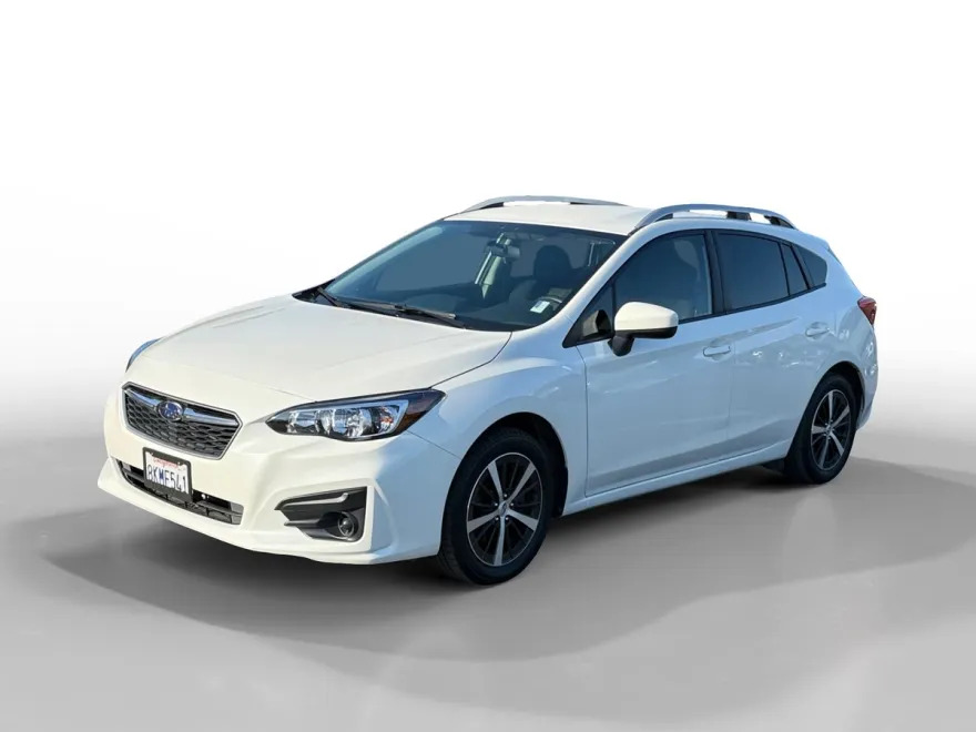 2019 Subaru Impreza 2.0i Premium photo 1