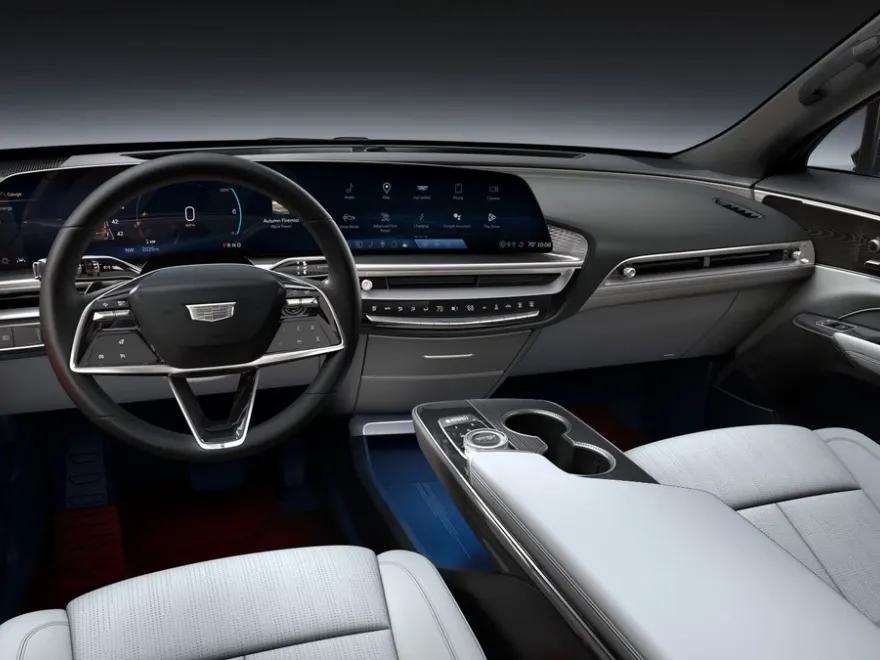 2025 Cadillac Lyriq Luxury photo 34