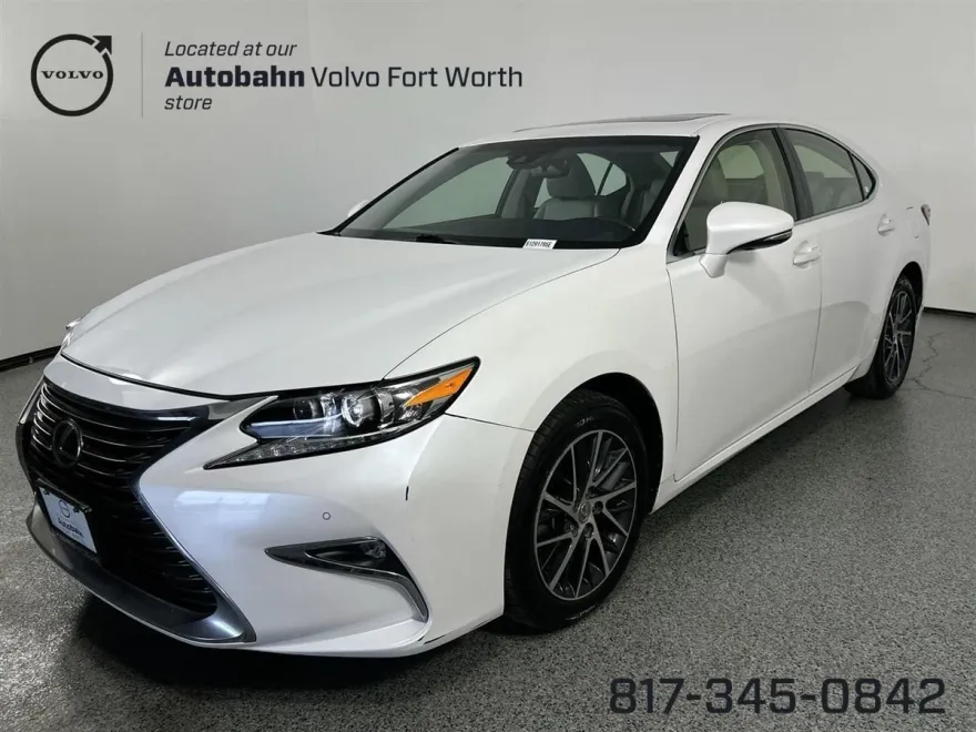 2016 Lexus ES 350 photo 1