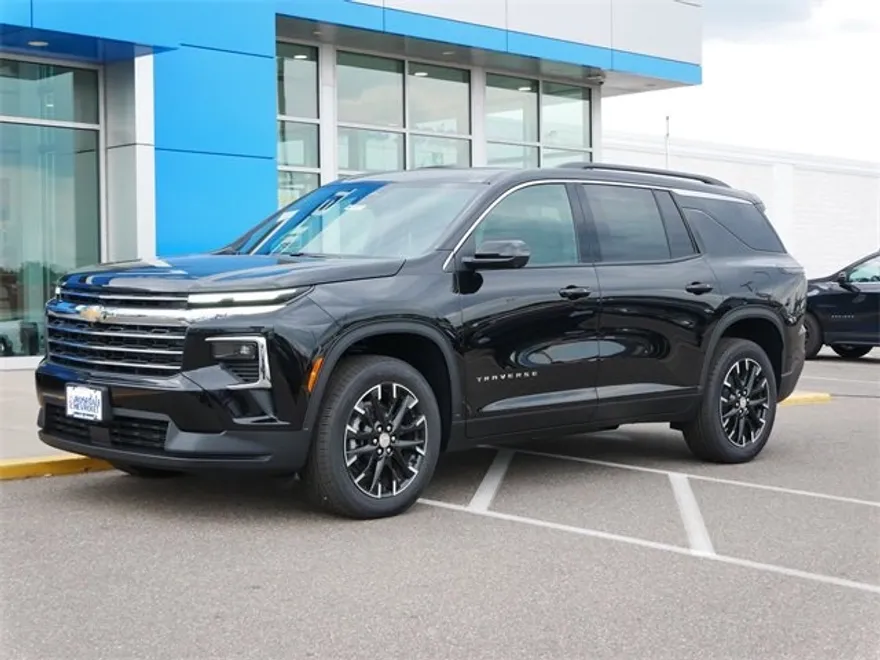 2026 Chevrolet Traverse photo 1